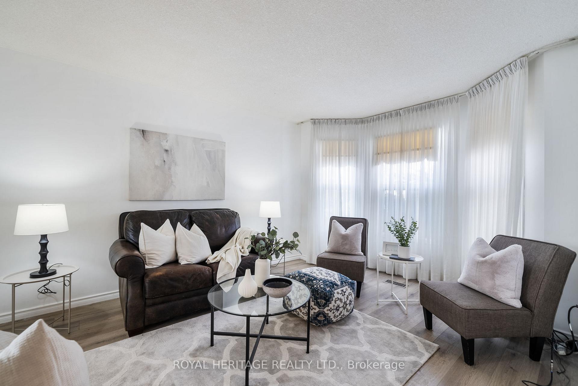 Photo 9 of 753 Aspen Road, Pickering, Amberlea — HOMEH