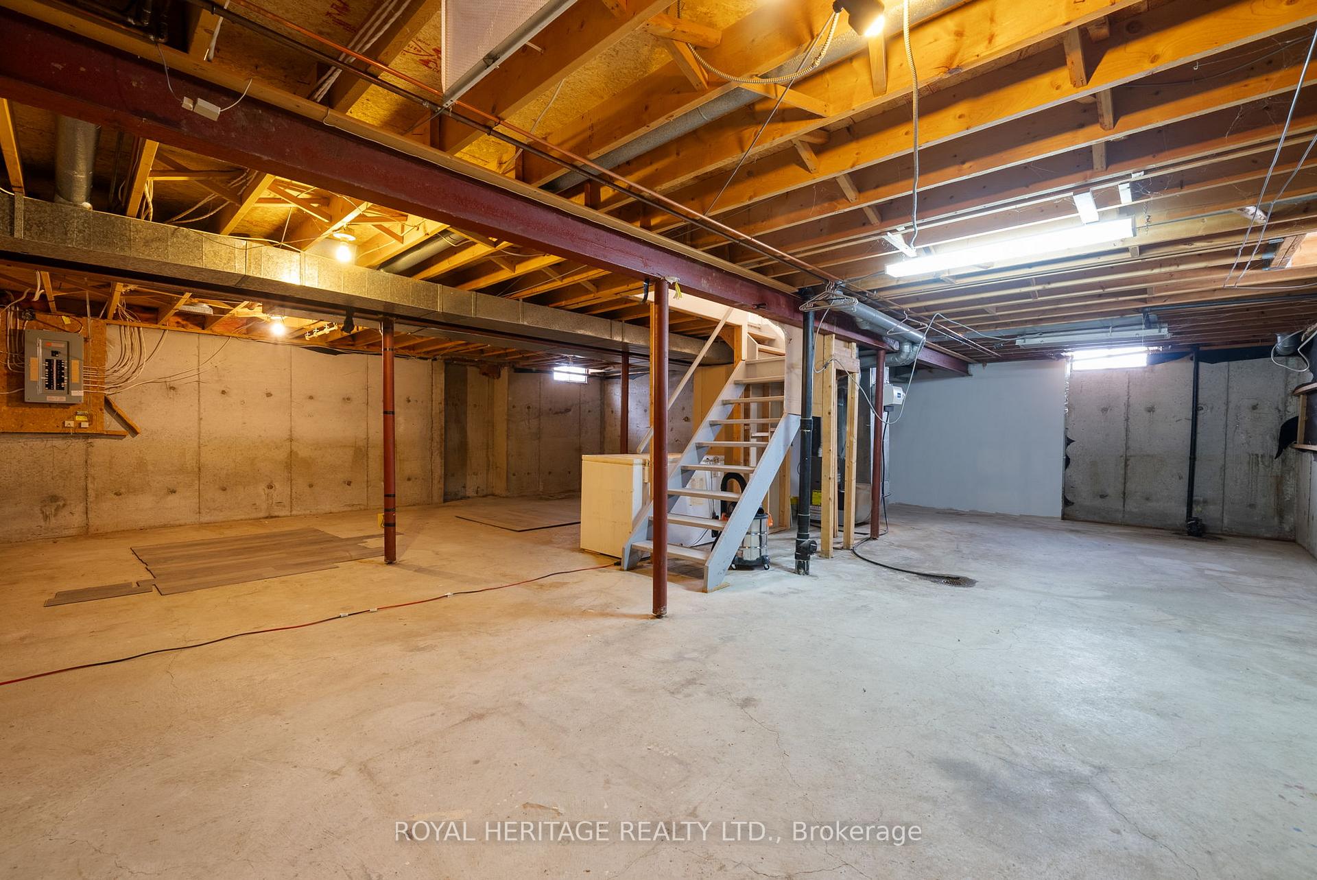 Photo 32 of 753 Aspen Road, Pickering, Amberlea — HOMEH