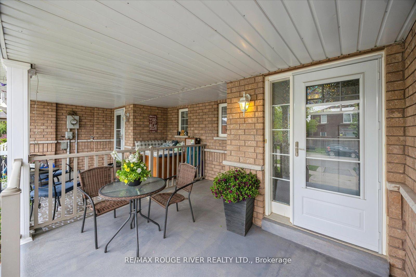 Photo 2 of 37 Sinden Drive, Whitby, Brooklin — HOMEH