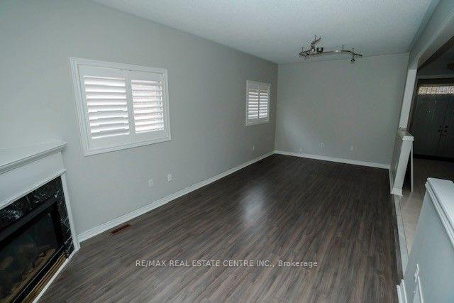 Photo 7 of 226 Monte Carlo(Upper) Drive, Vaughan, Sonoma Heights — HOMEH