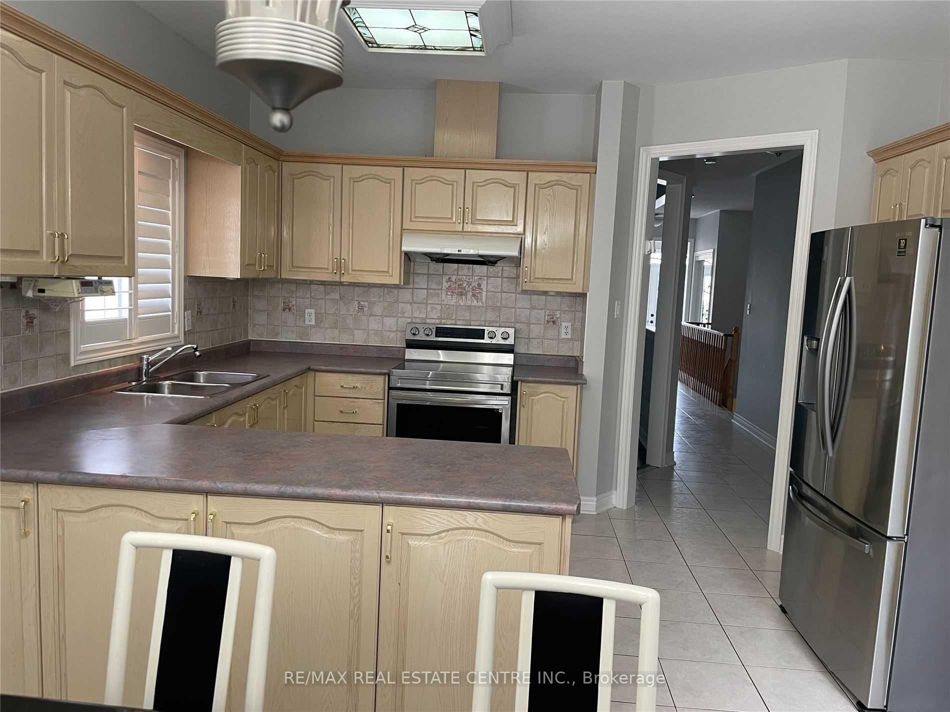 Photo 15 of 226 Monte Carlo(Upper) Drive, Vaughan, Sonoma Heights — HOMEH