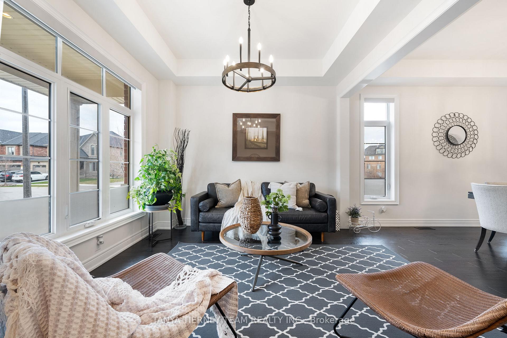 Photo 5 of 52 Blenheim Circle, Whitby, Williamsburg — HOMEH
