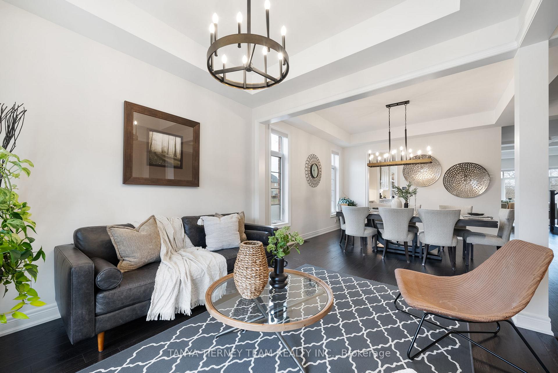 Photo 7 of 52 Blenheim Circle, Whitby, Williamsburg — HOMEH
