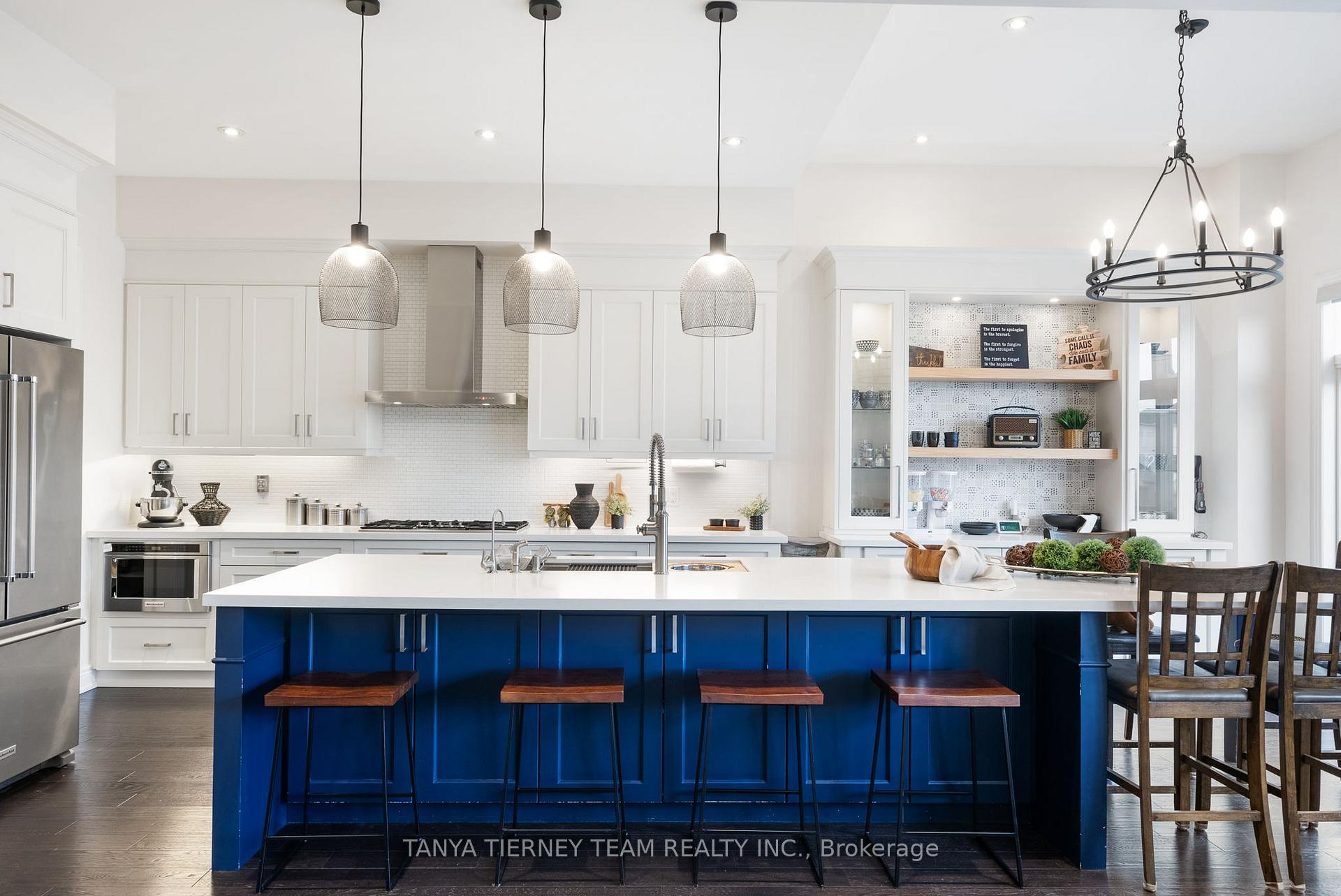 Photo 12 of 52 Blenheim Circle, Whitby, Williamsburg — HOMEH