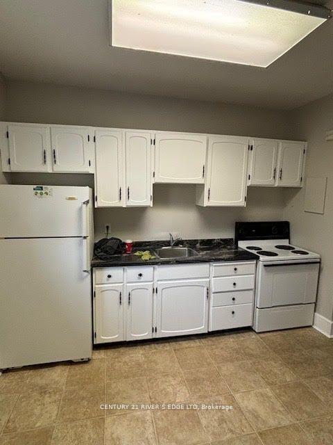Photo 2 of Unit 3, 29 Buell Street, Brockville — HOMEH
