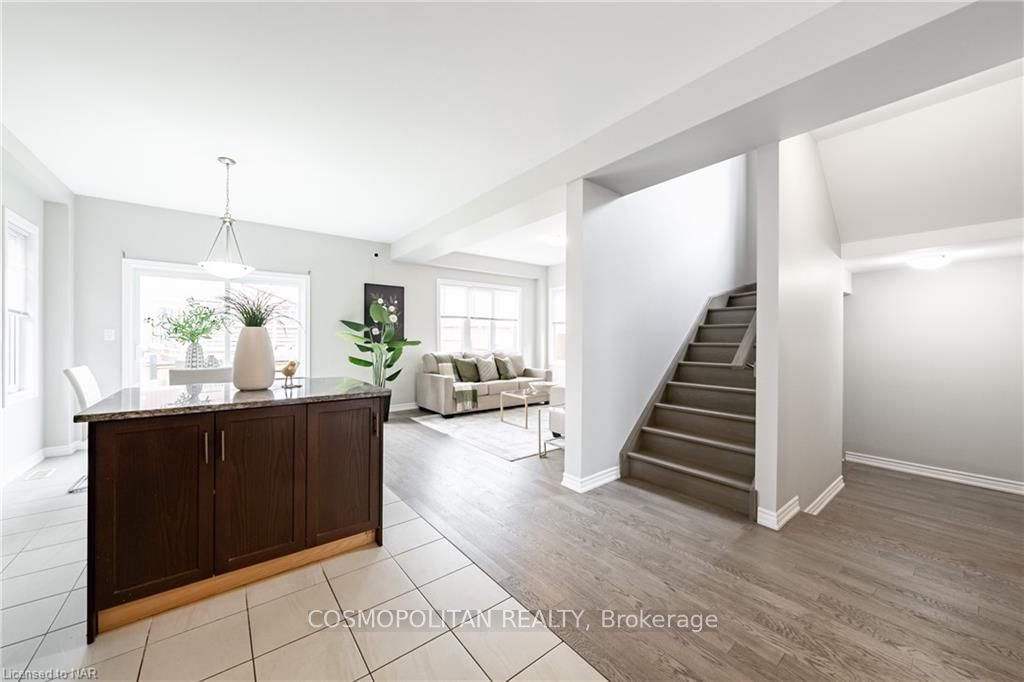 Photo 7 of 74 Bethune Avenue, Welland, Lincoln/Crowland — HOMEH