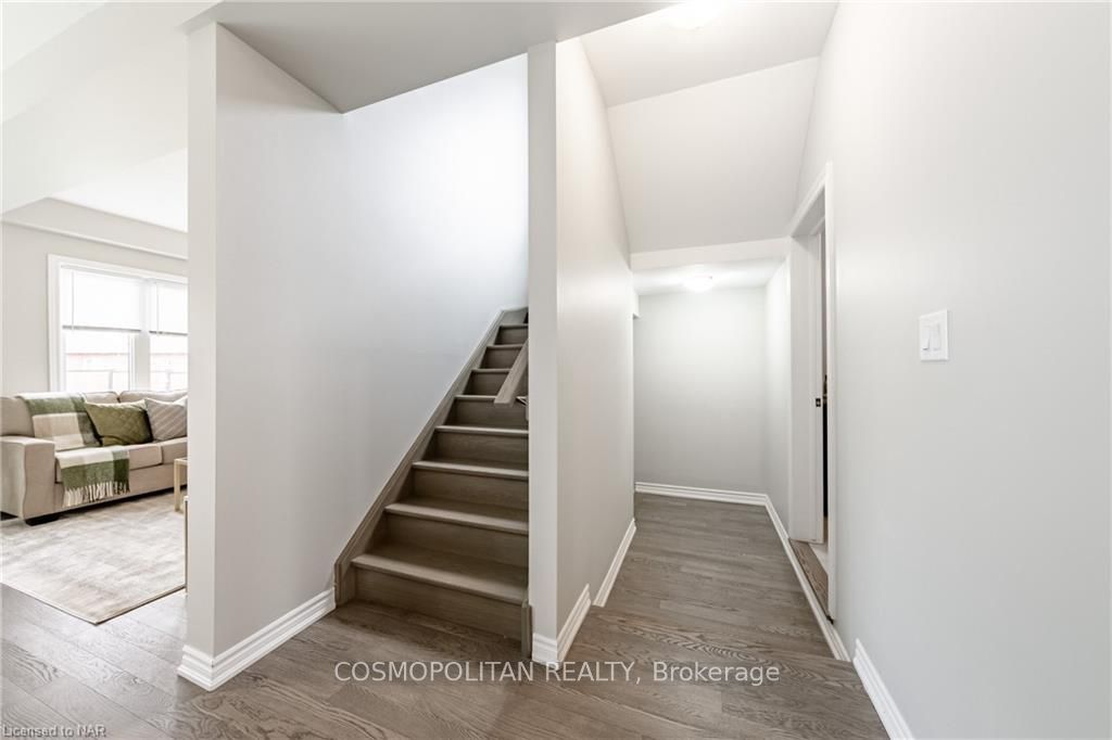 Photo 13 of 74 Bethune Avenue, Welland, Lincoln/Crowland — HOMEH
