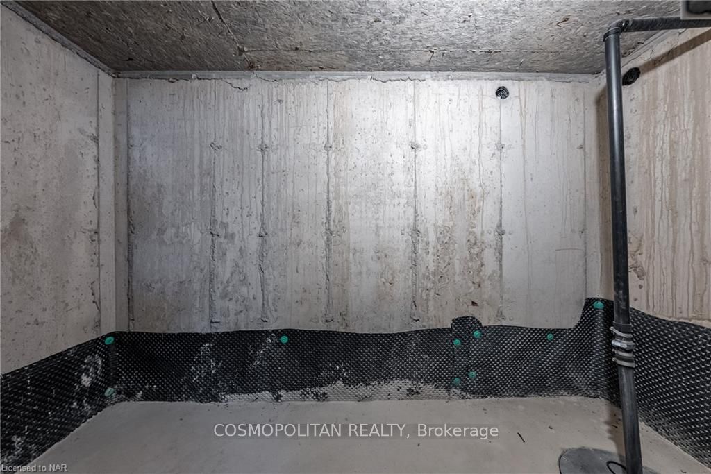 Photo 33 of 74 Bethune Avenue, Welland, Lincoln/Crowland — HOMEH