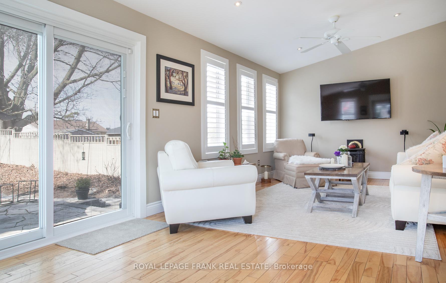 Photo 19 of 600 Centre Street N, Whitby, Downtown Whitby — HOMEH