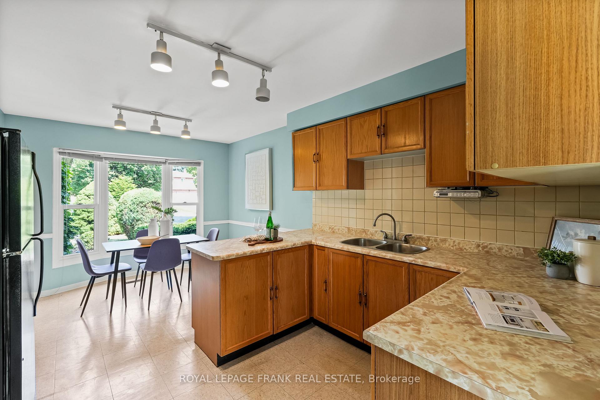 Photo 9 of 46 Ventris Drive, Ajax, Central West — HOMEH