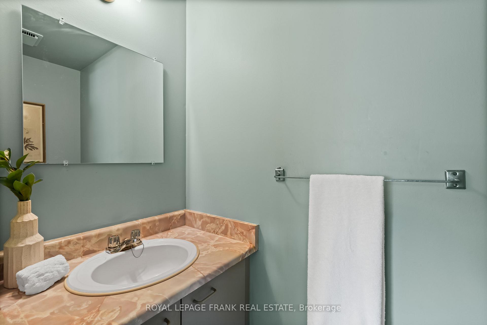 Photo 24 of 46 Ventris Drive, Ajax, Central West — HOMEH