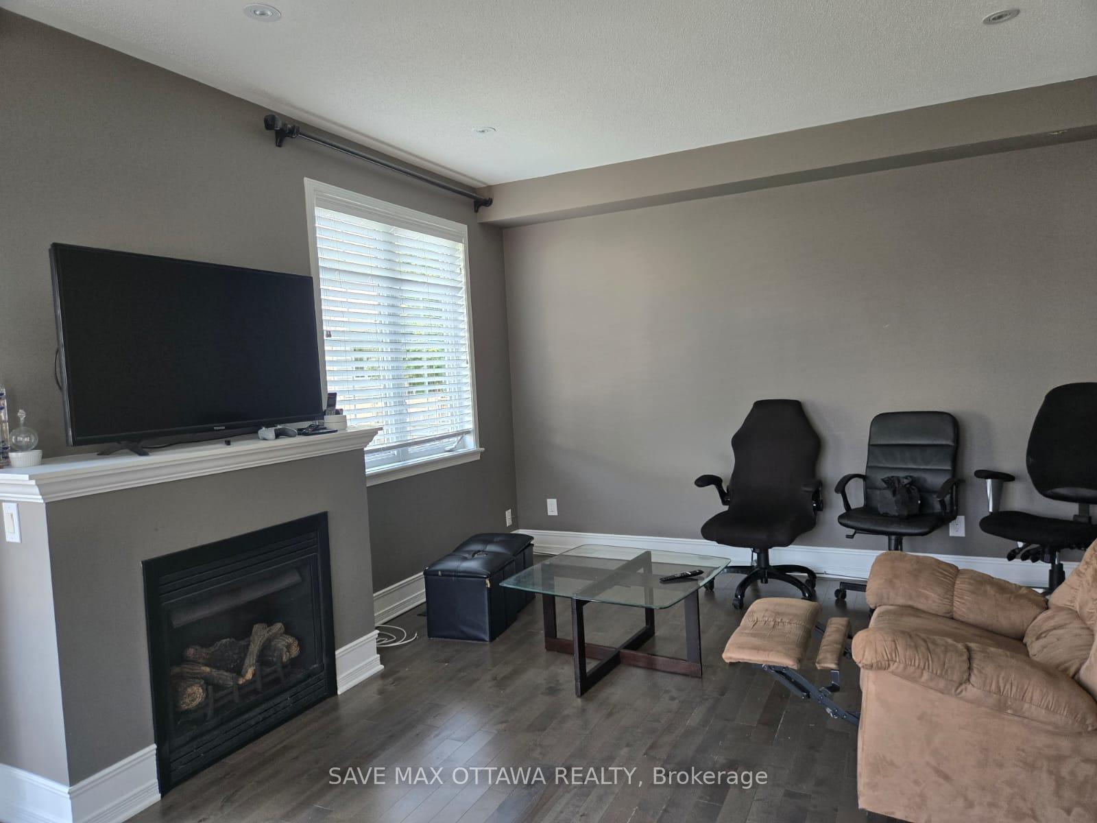 Photo 8 of 600 Pamplona Private, Ottawa, Barrhaven - Stonebridge — HOMEH