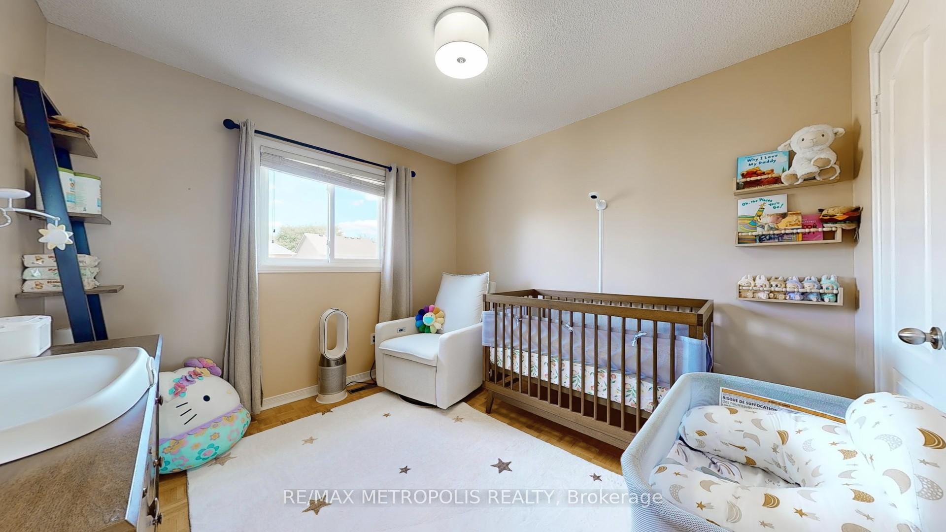 Photo 28 of 63 Whitefaulds Road, Vaughan, Maple — HOMEH