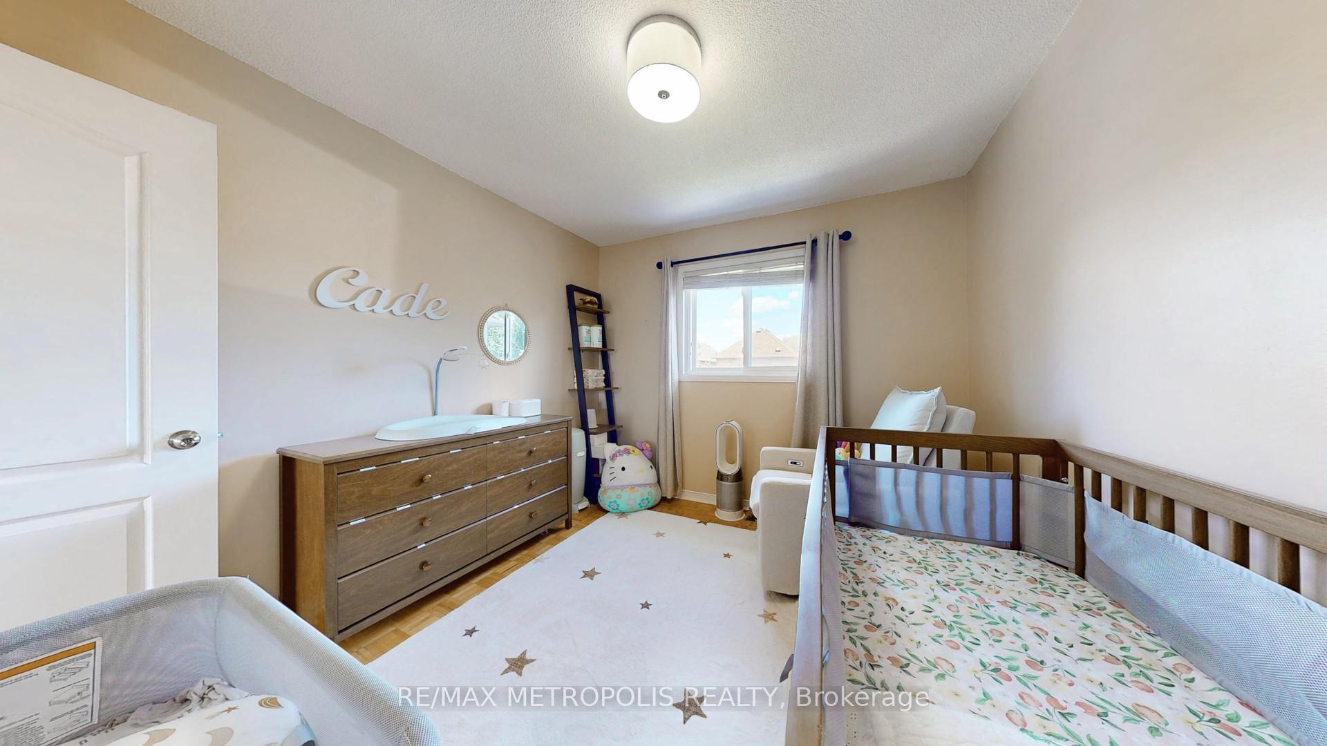 Photo 29 of 63 Whitefaulds Road, Vaughan, Maple — HOMEH