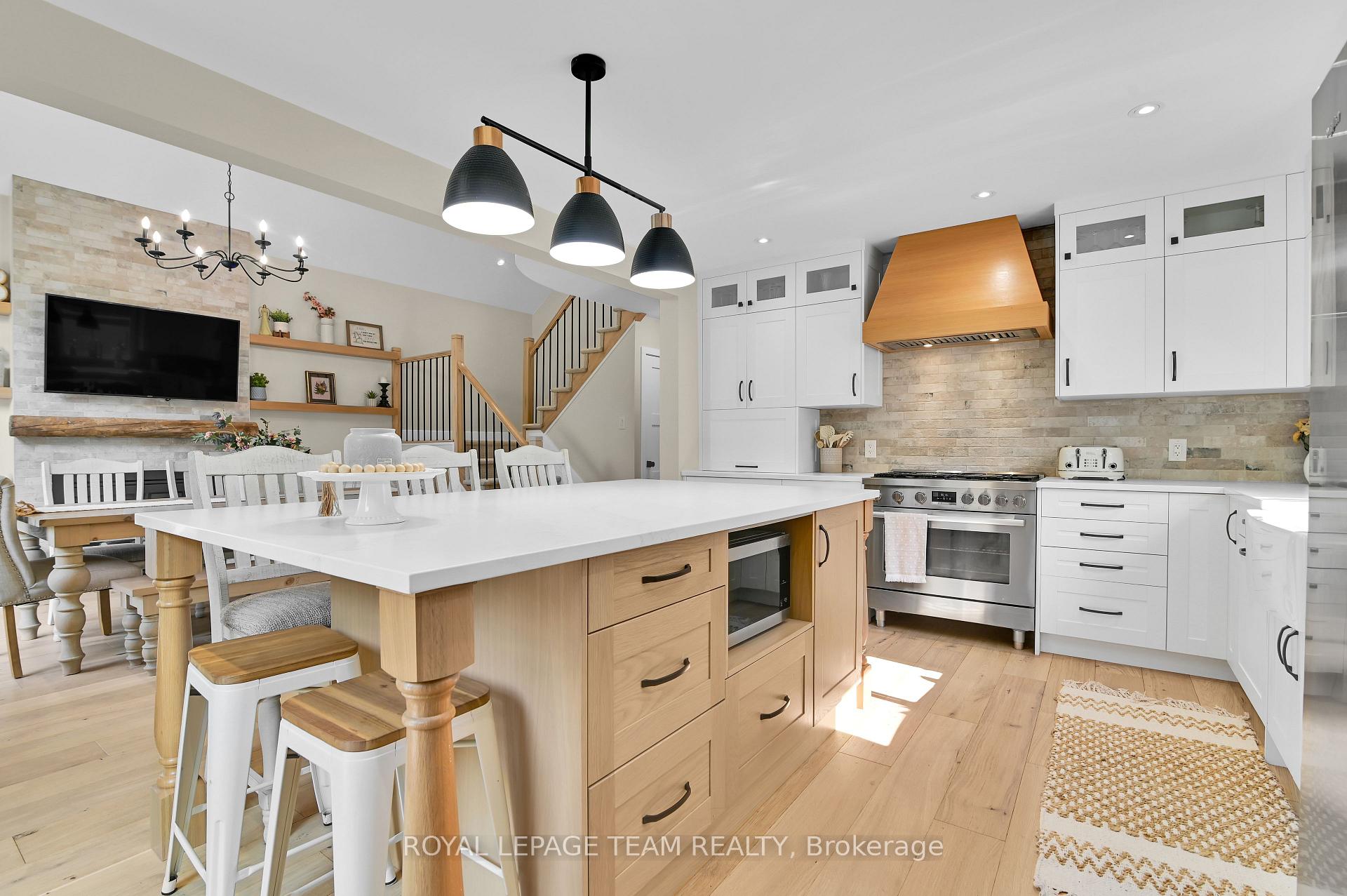 Photo 15 of 4156 Wolfe Point Way, Ottawa, Riverside South/Gloucester Glen — HOMEH