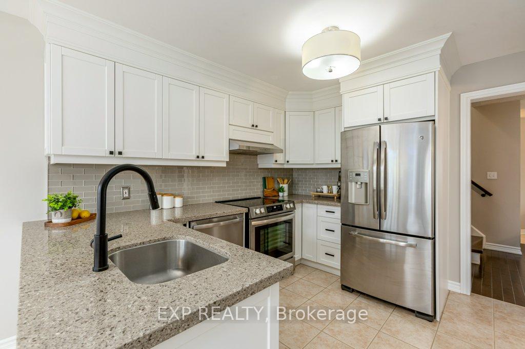 Photo 11 of 20 Scepter Place, Whitby, Rolling Acres — HOMEH