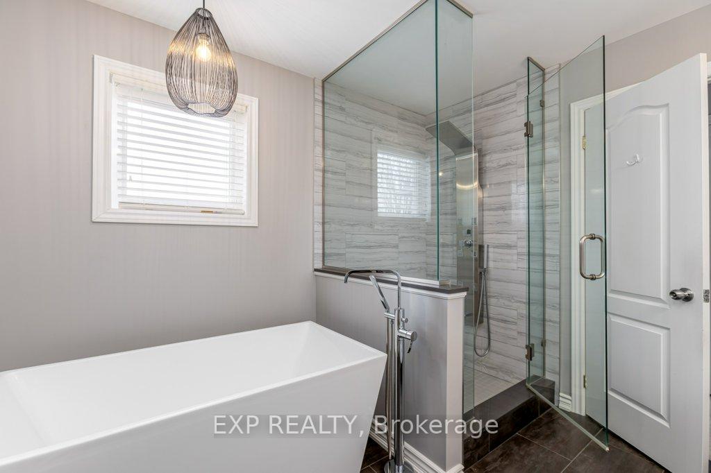 Photo 21 of 20 Scepter Place, Whitby, Rolling Acres — HOMEH