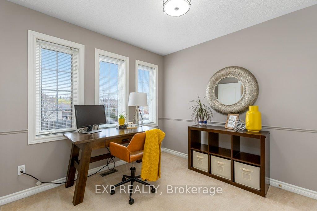 Photo 23 of 20 Scepter Place, Whitby, Rolling Acres — HOMEH