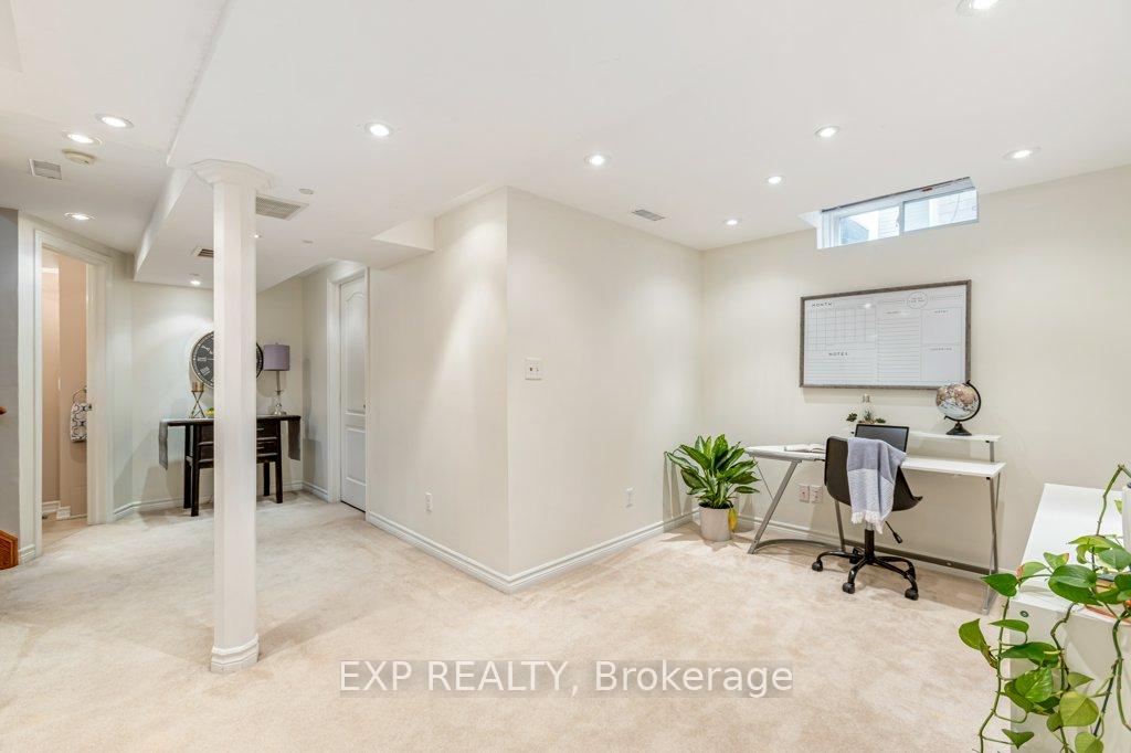 Photo 28 of 20 Scepter Place, Whitby, Rolling Acres — HOMEH