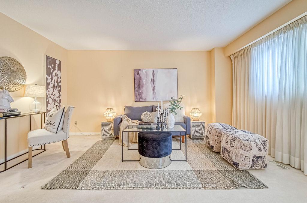 Photo 7 of 626 Creekview Circle, Pickering, West Shore — HOMEH