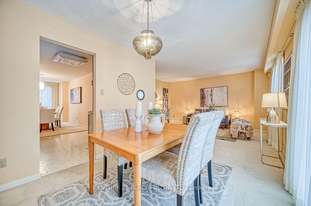 Photo 12 of 626 Creekview Circle, Pickering, West Shore — HOMEH