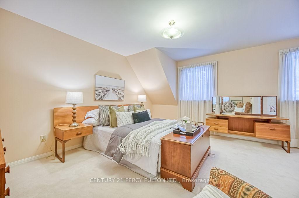 Photo 23 of 626 Creekview Circle, Pickering, West Shore — HOMEH