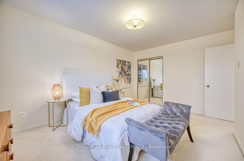 Photo 28 of 626 Creekview Circle, Pickering, West Shore — HOMEH