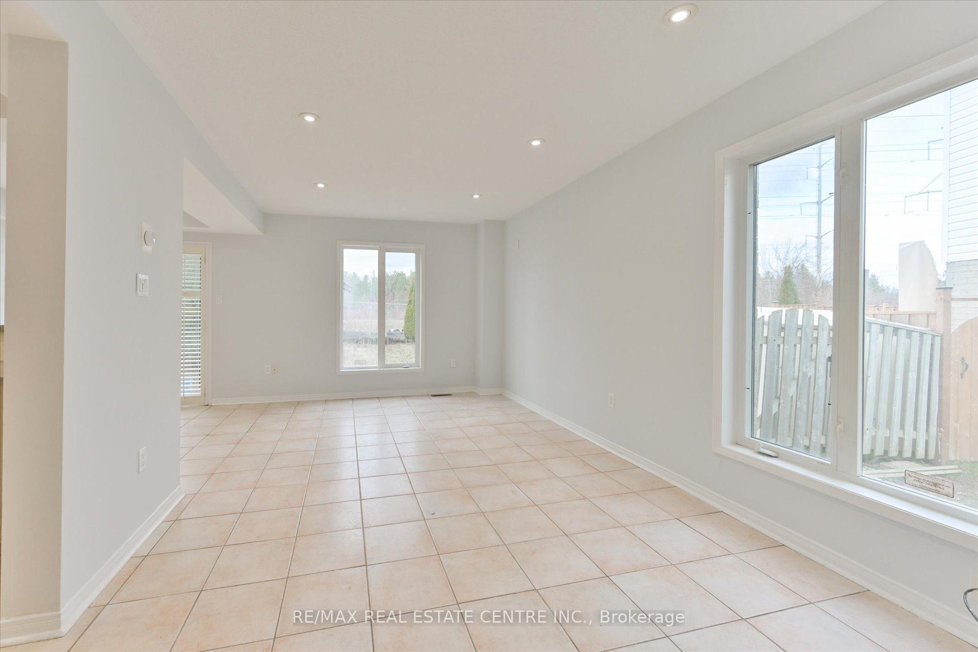 Photo 6 of 602 Amaretto Avenue, Pickering, Amberlea — HOMEH