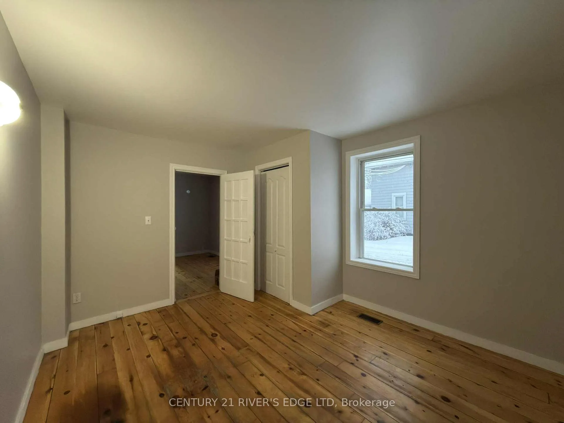Photo 6 of 12 Pearl Street E, Brockville — HOMEH