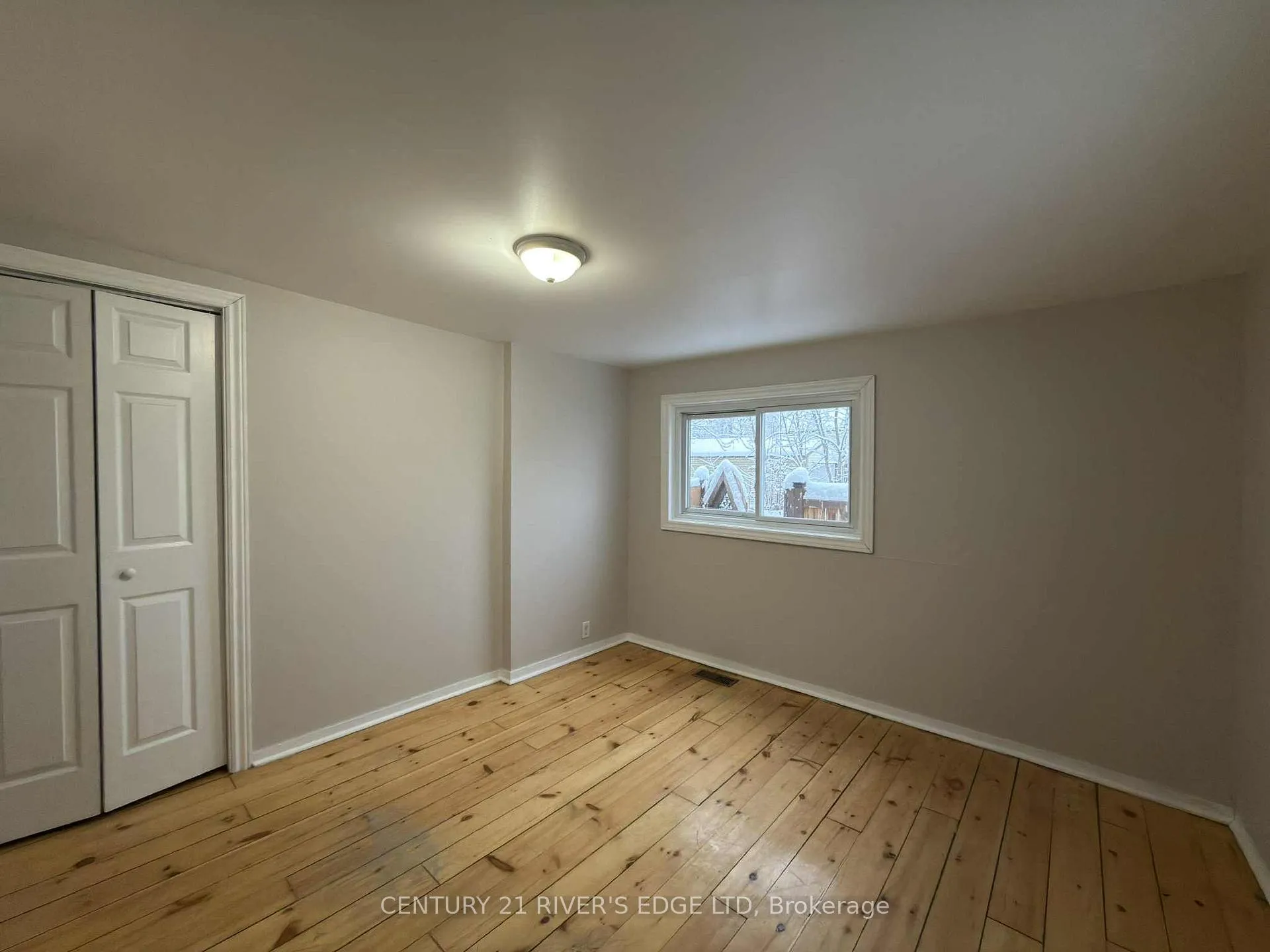 Photo 9 of 12 Pearl Street E, Brockville — HOMEH
