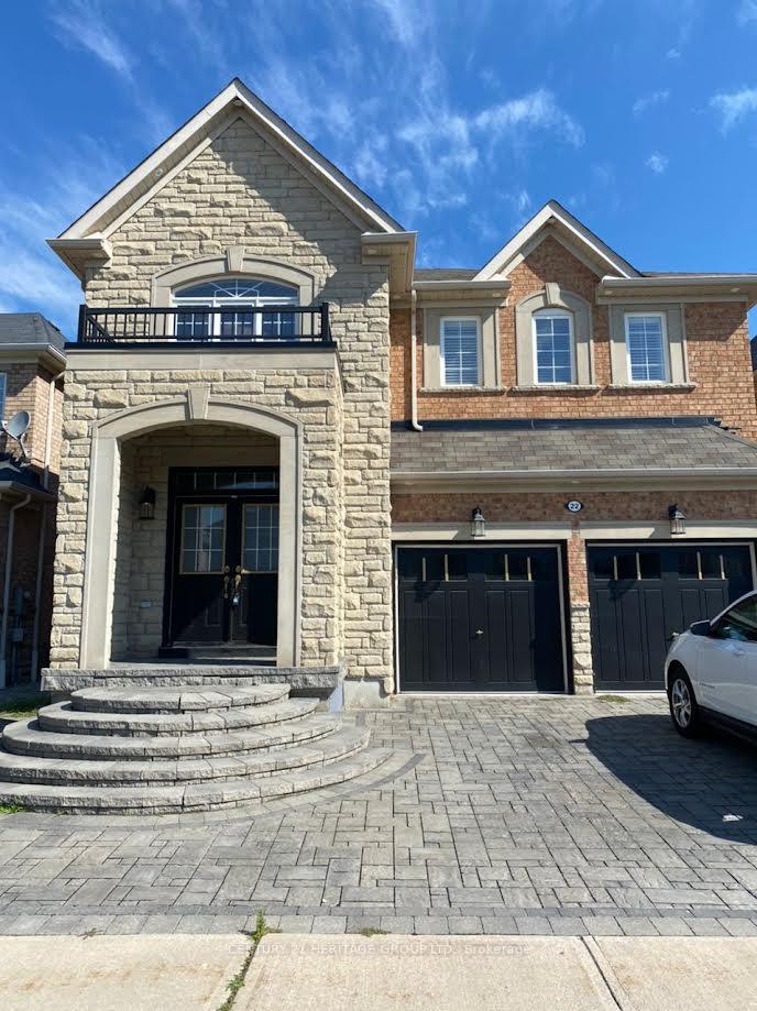Front of Unit Bsmt, 22 Daniel Bram Drive N