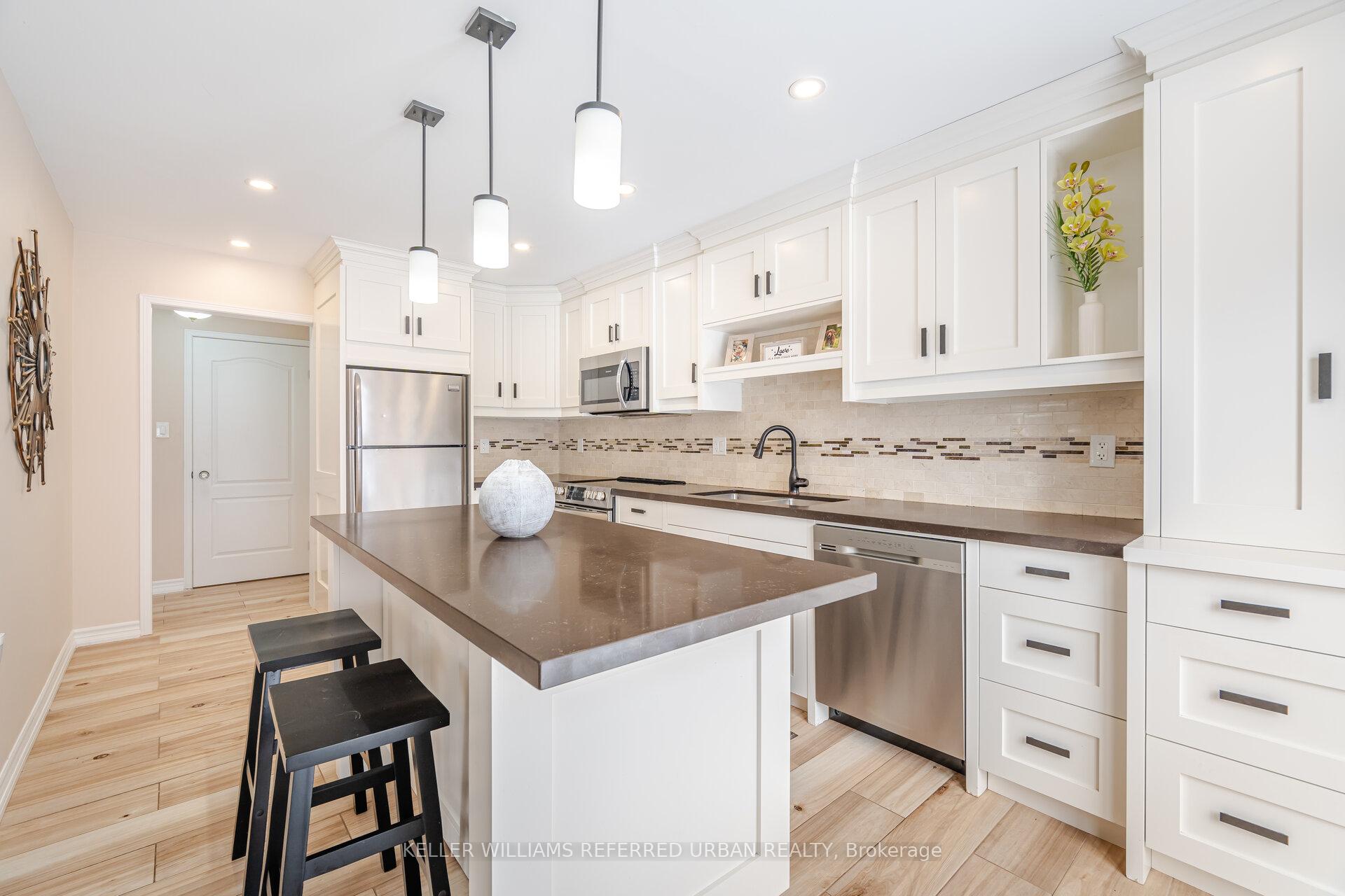Photo 2 of 1839 Valleyview Drive, Pickering, Highbush — HOMEH