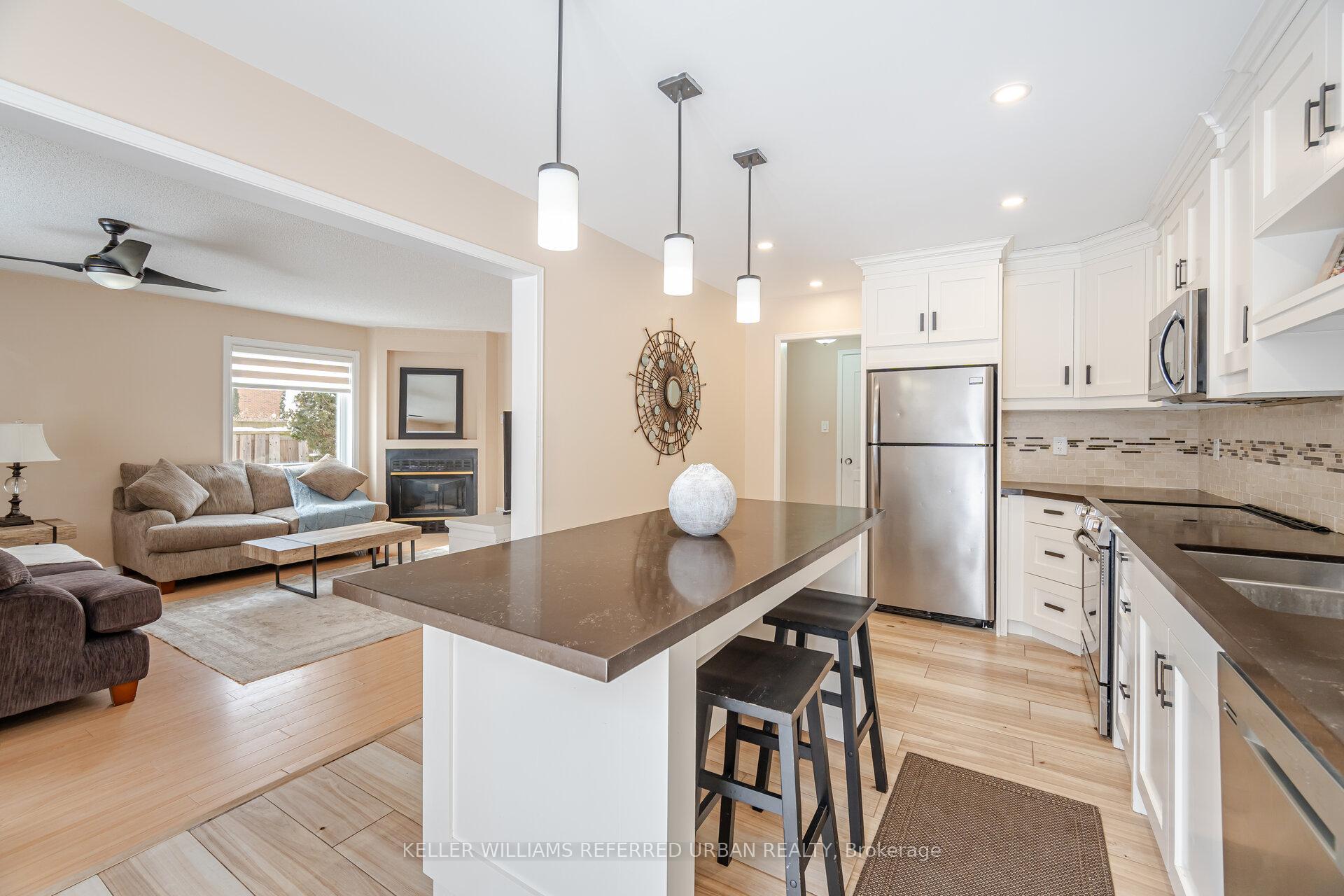 Photo 5 of 1839 Valleyview Drive, Pickering, Highbush — HOMEH