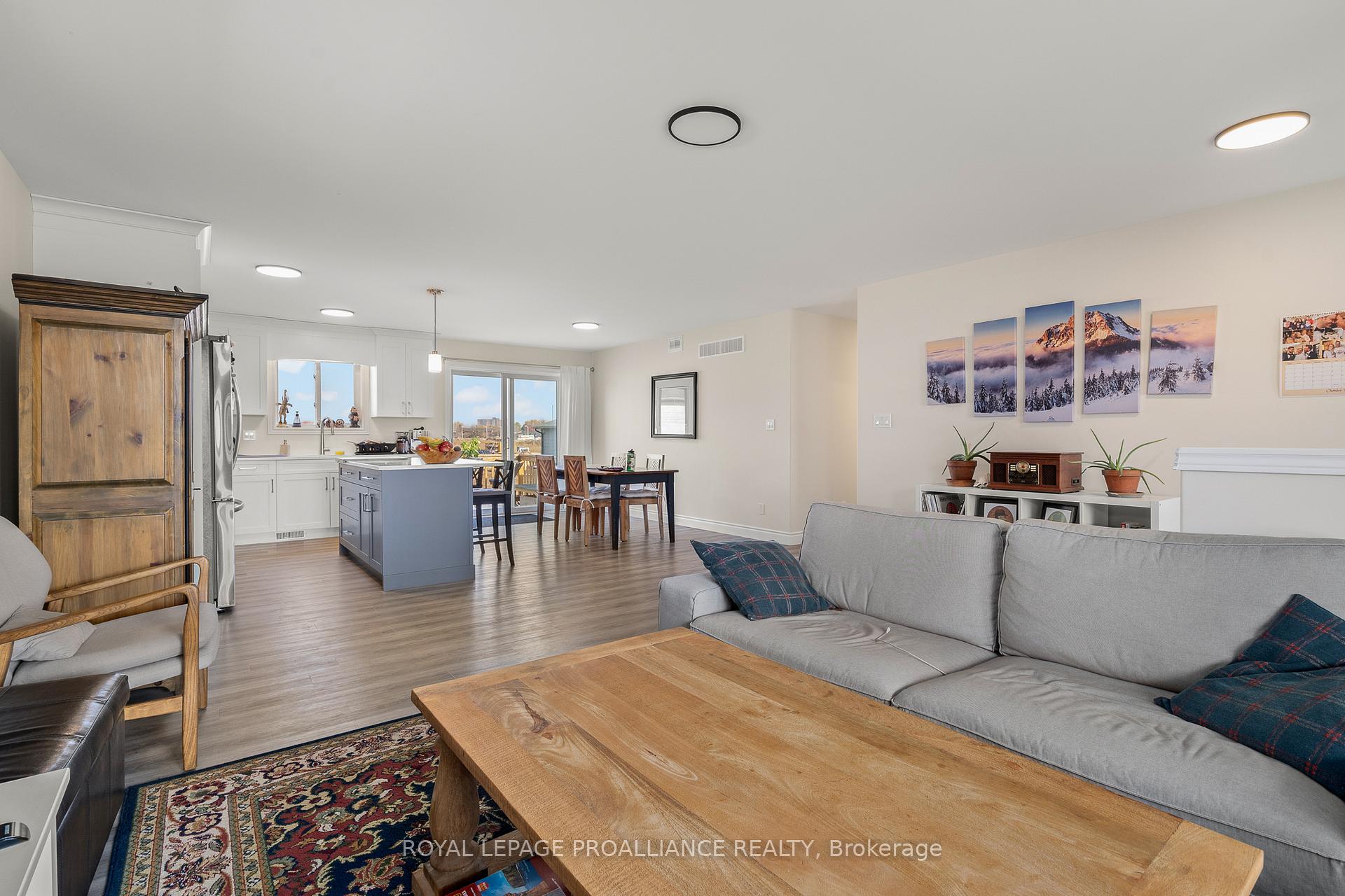Photo 9 of Unit A, 155 Sienna Avenue, Belleville, Belleville Ward — HOMEH