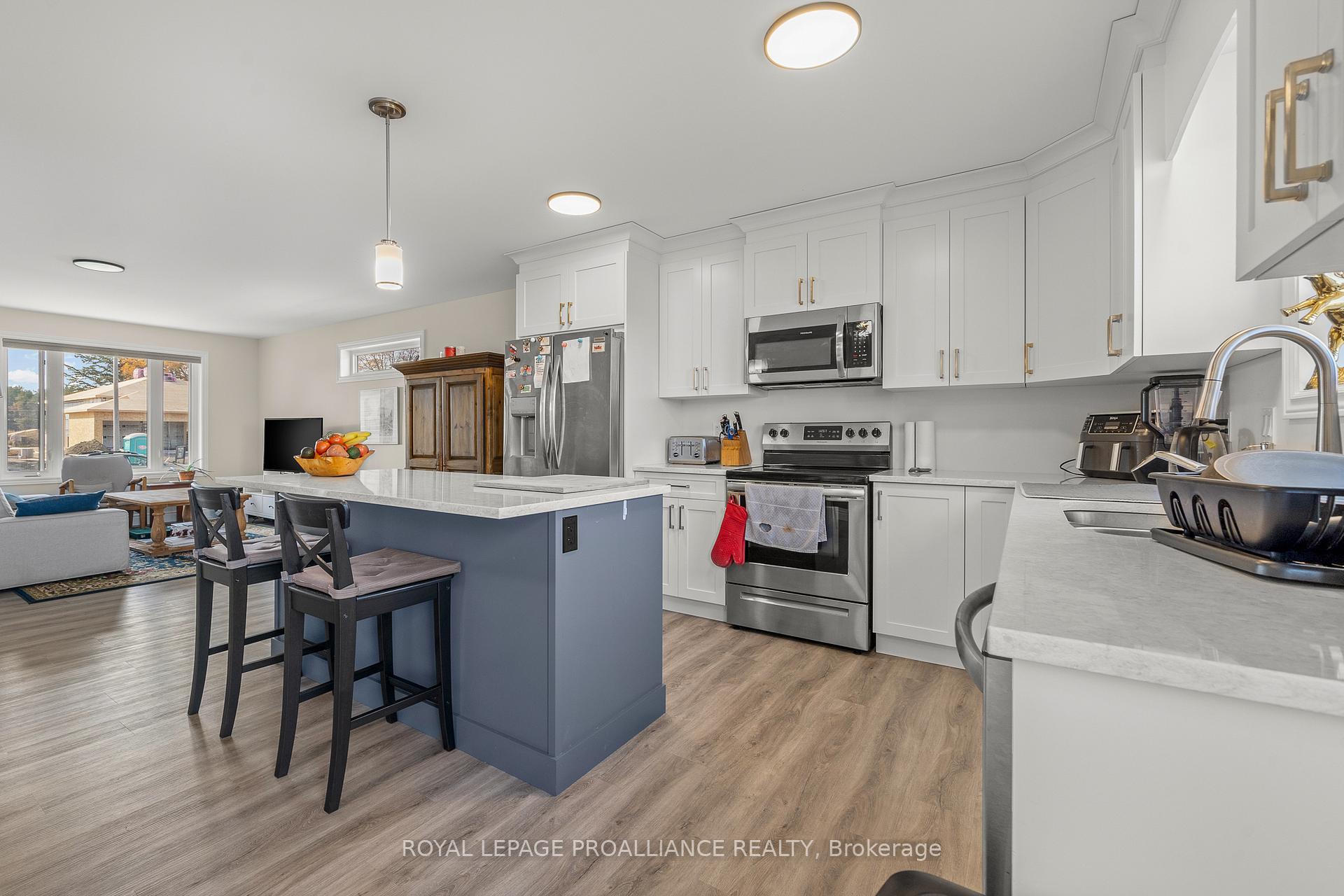 Photo 8 of Unit A, 155 Sienna Avenue, Belleville, Belleville Ward — HOMEH
