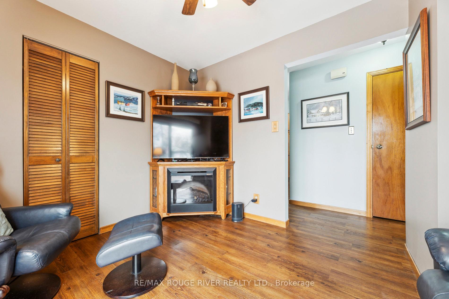 Photo 20 of 721 Victory Drive, Pickering, West Shore — HOMEH