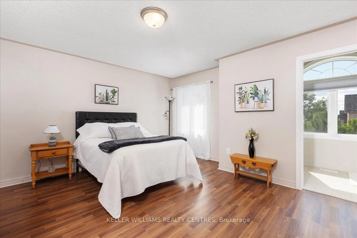 Photo 26 of 47 Ames Crescent, Aurora, Bayview Northeast — HOMEH