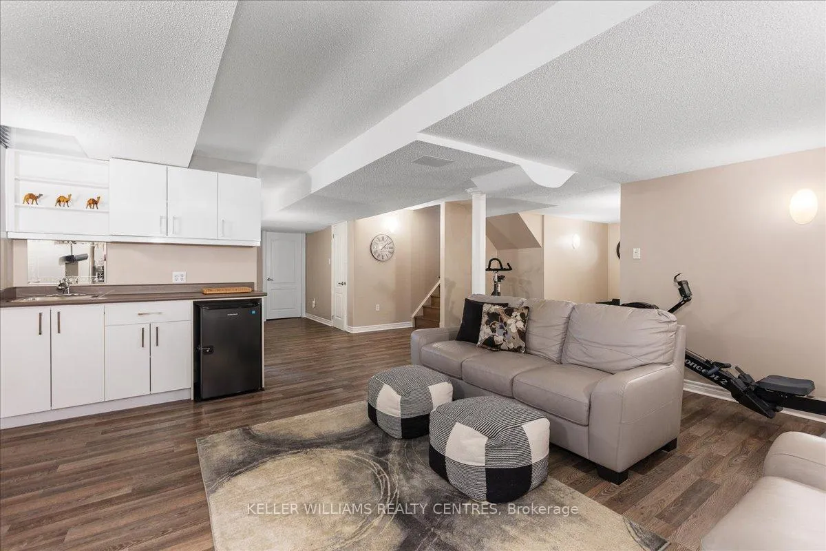 Photo 34 of 47 Ames Crescent, Aurora, Bayview Northeast — HOMEH