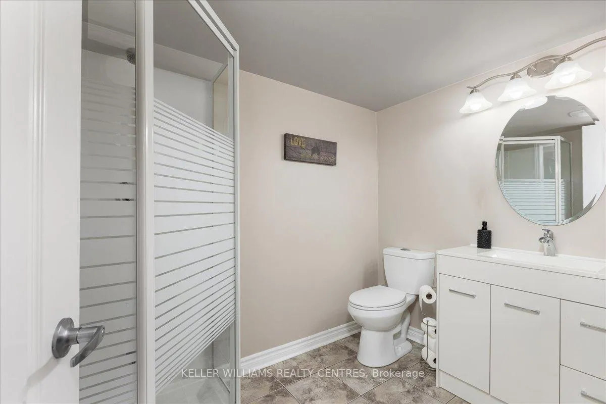 Photo 35 of 47 Ames Crescent, Aurora, Bayview Northeast — HOMEH