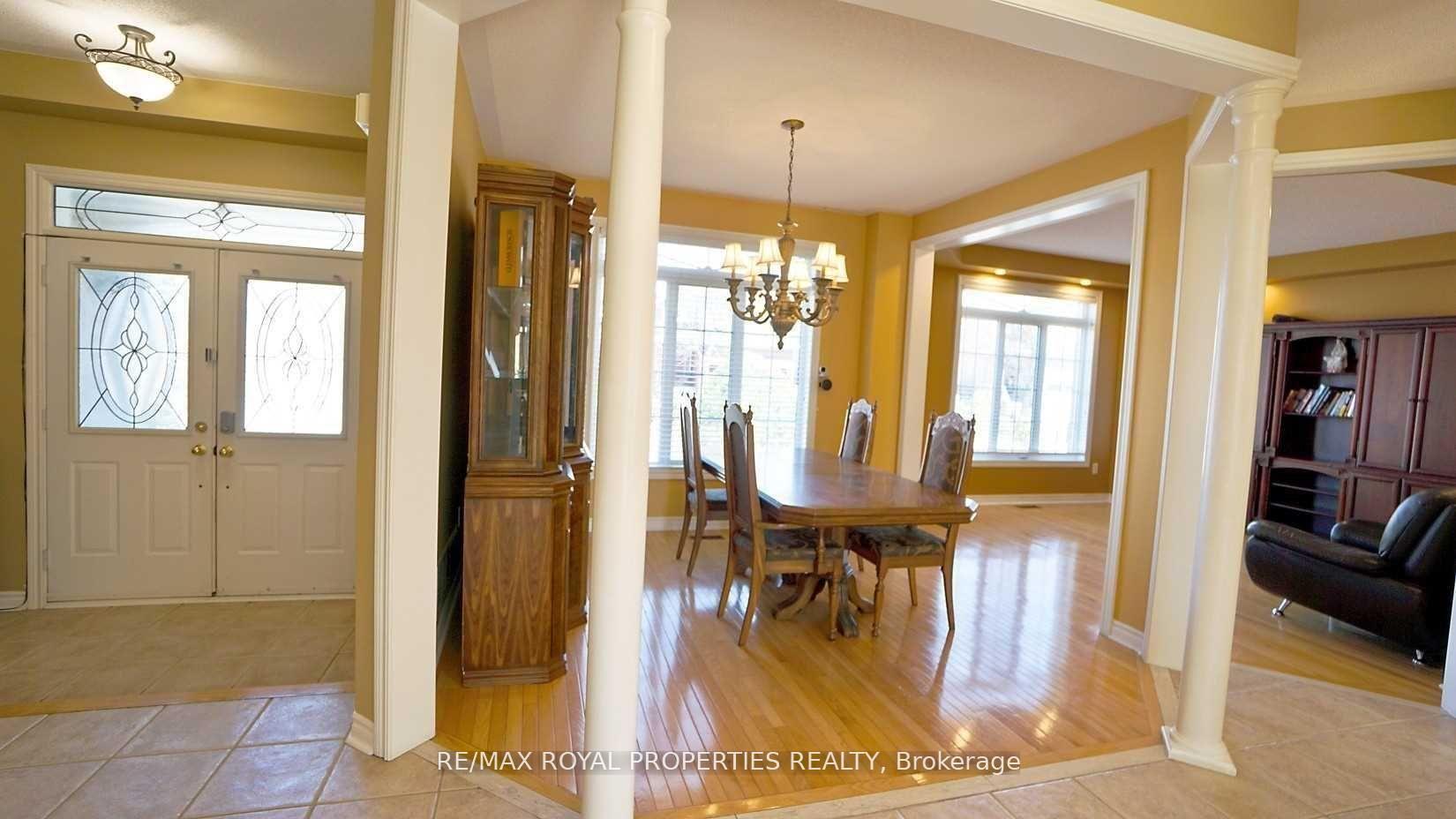 Photo 5 of 26 Ginger Grove, Vaughan, Sonoma Heights — HOMEH