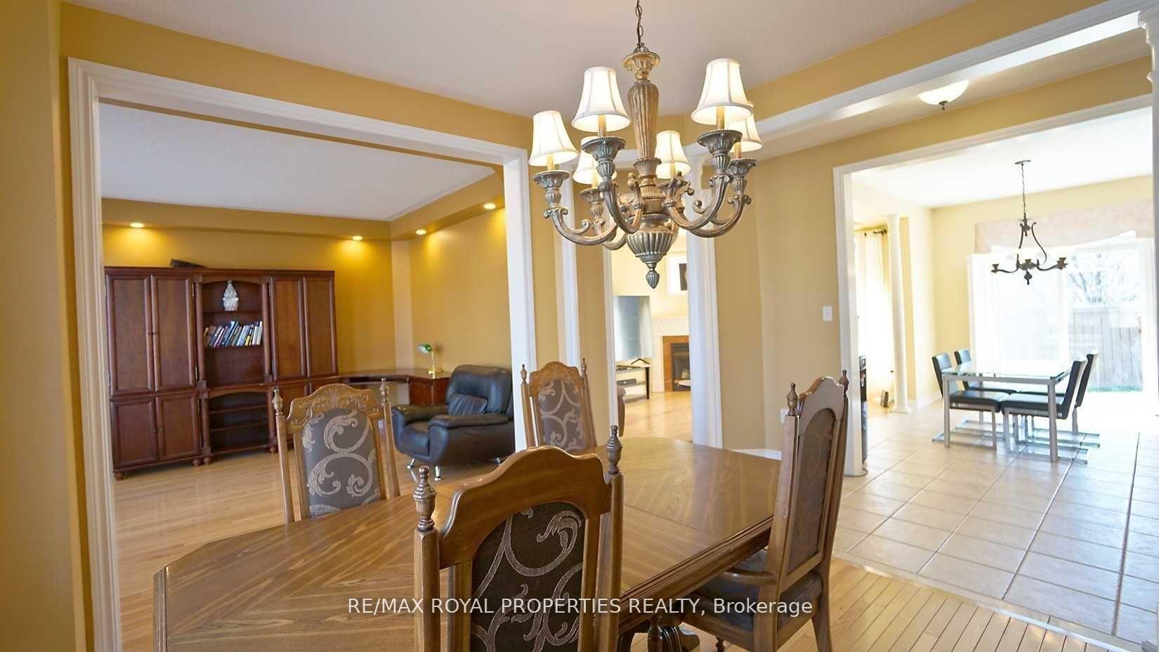 Photo 6 of 26 Ginger Grove, Vaughan, Sonoma Heights — HOMEH