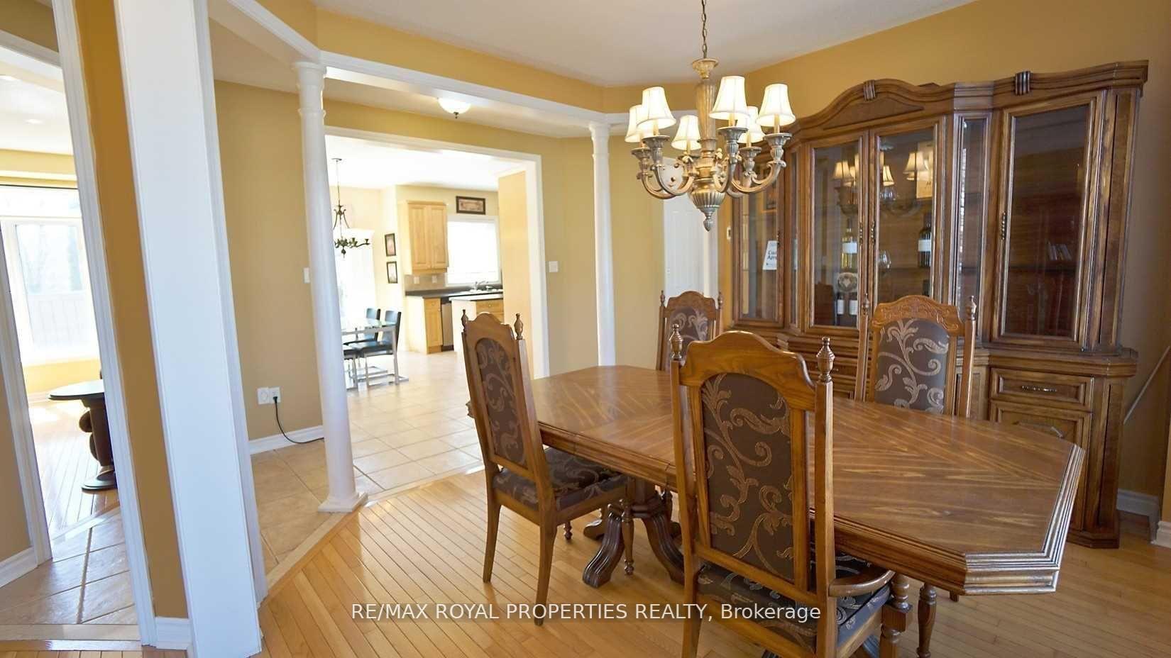 Photo 7 of 26 Ginger Grove, Vaughan, Sonoma Heights — HOMEH