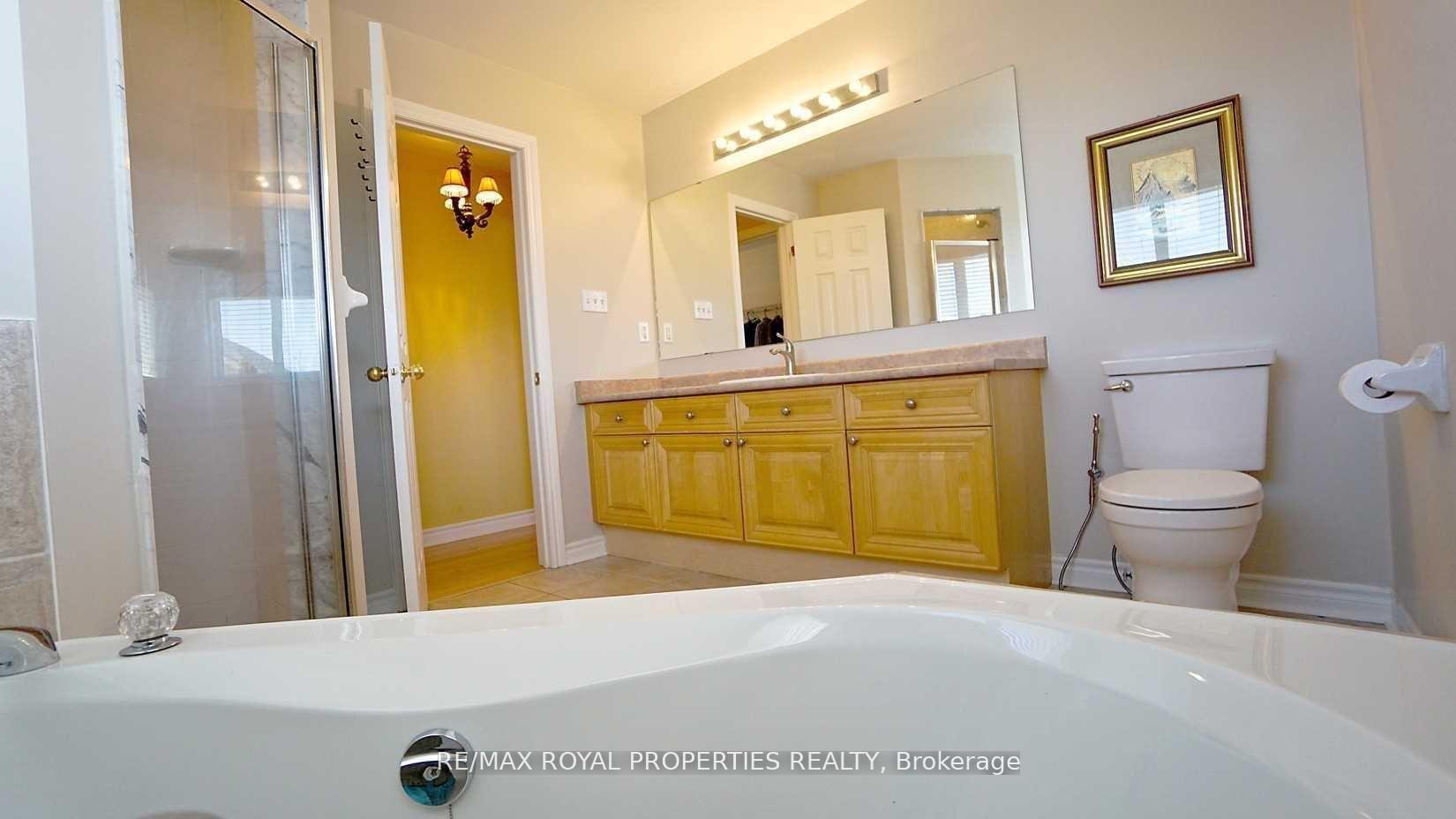 Photo 17 of 26 Ginger Grove, Vaughan, Sonoma Heights — HOMEH