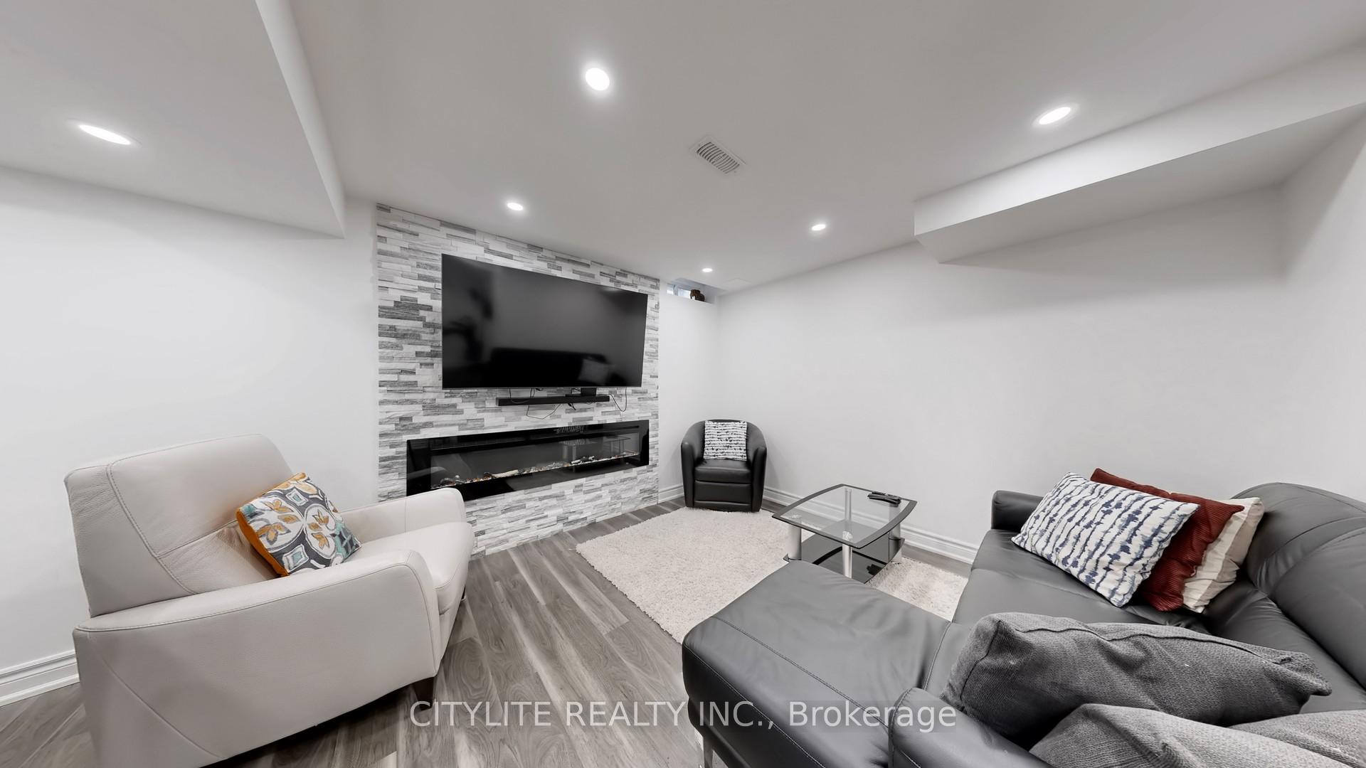 Photo 30 of 18 Barden Crescent, Ajax, Northeast Ajax — HOMEH