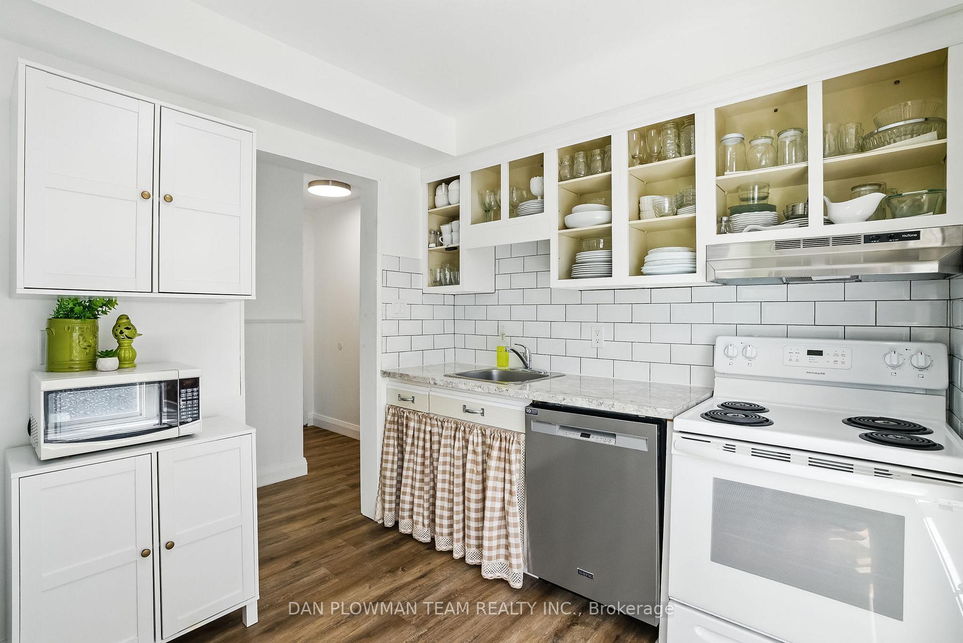 Photo 14 of 57 Kirby Crescent, Whitby, Blue Grass Meadows — HOMEH