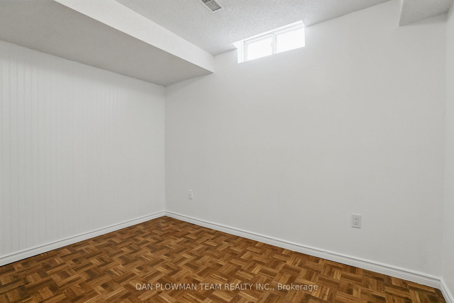 Photo 38 of 57 Kirby Crescent, Whitby, Blue Grass Meadows — HOMEH
