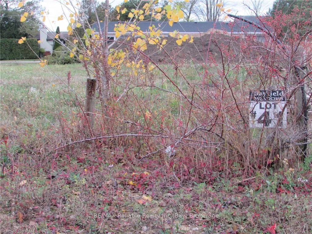 Photo 3 of 28 Thimbleweed Drive, Bluewater, Bayfield — HOMEH
