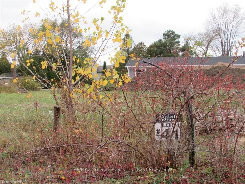 Photo 4 of 28 Thimbleweed Drive, Bluewater, Bayfield — HOMEH