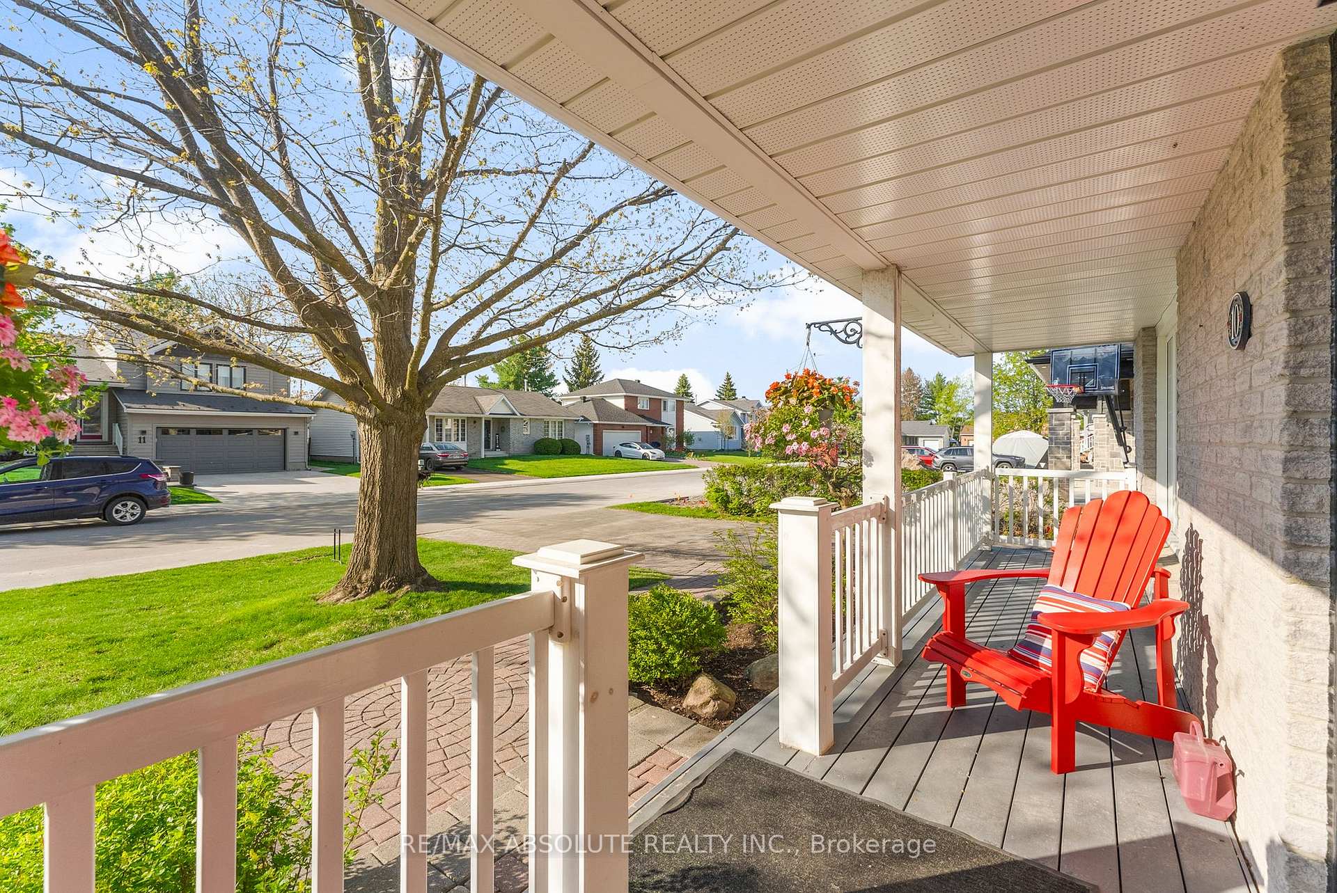 Photo 3 of 10 Gardner Street, Arnprior — HOMEH