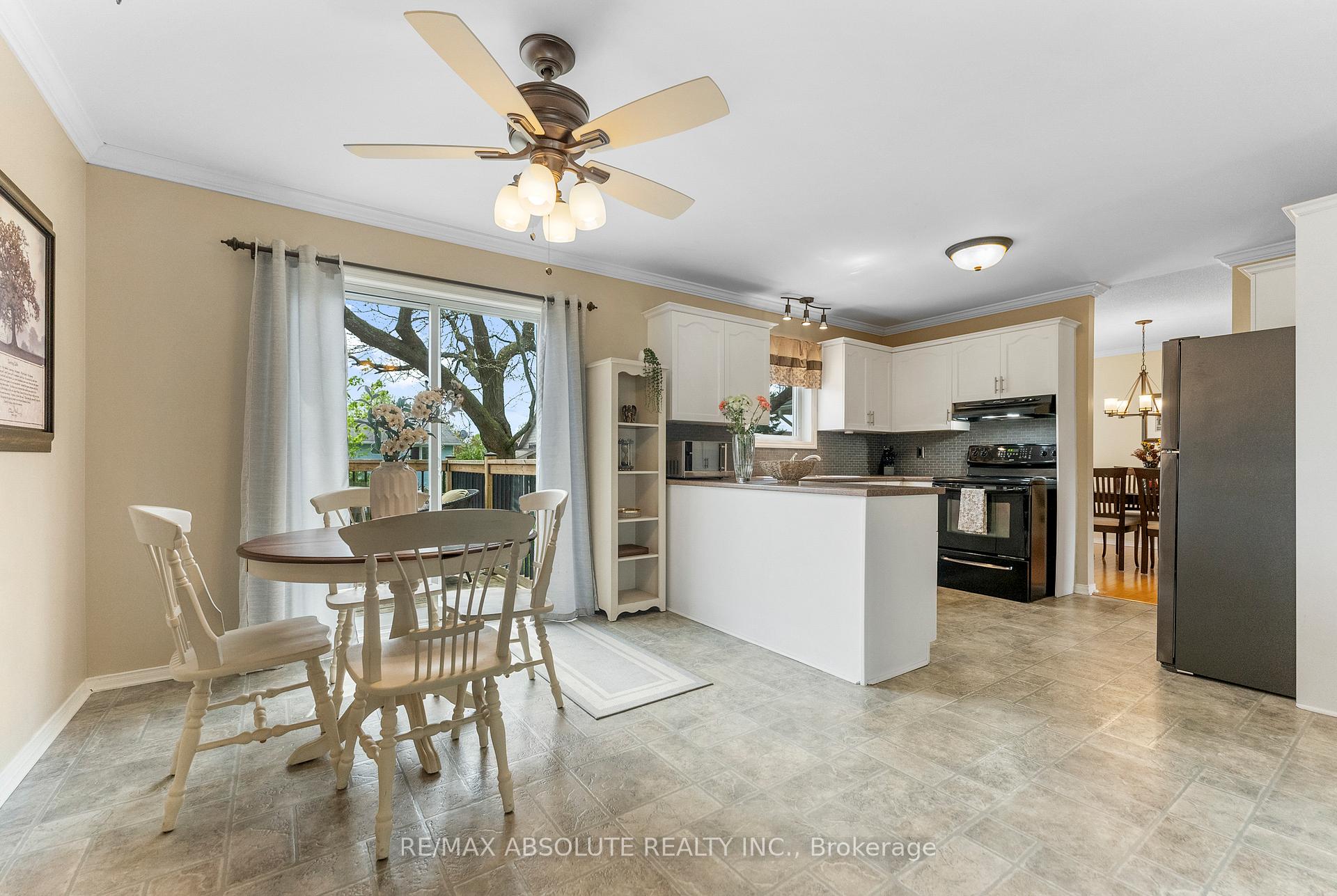 Photo 13 of 10 Gardner Street, Arnprior — HOMEH